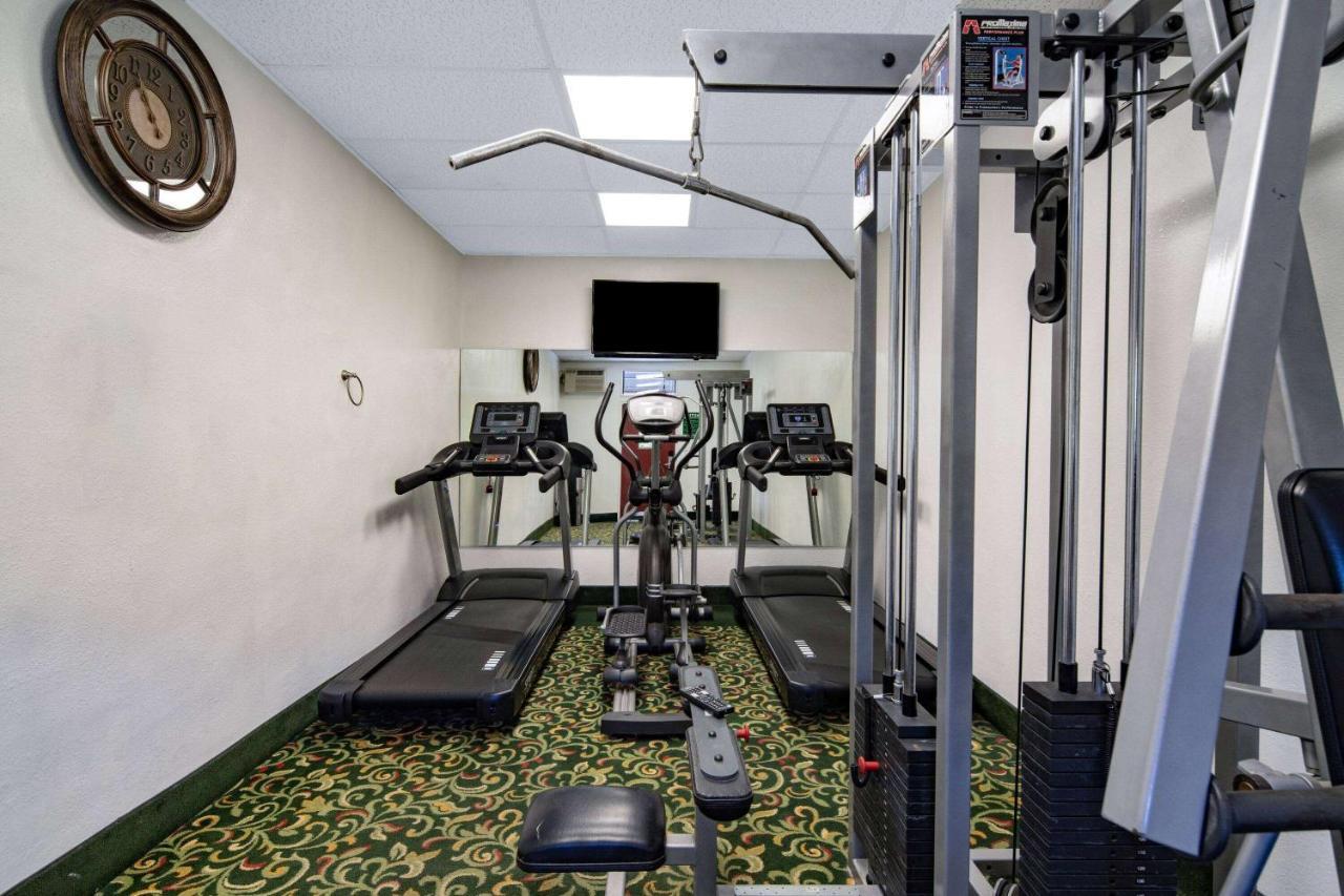 Super 8 By Wyndham San Diego Hotel Circle Luaran gambar