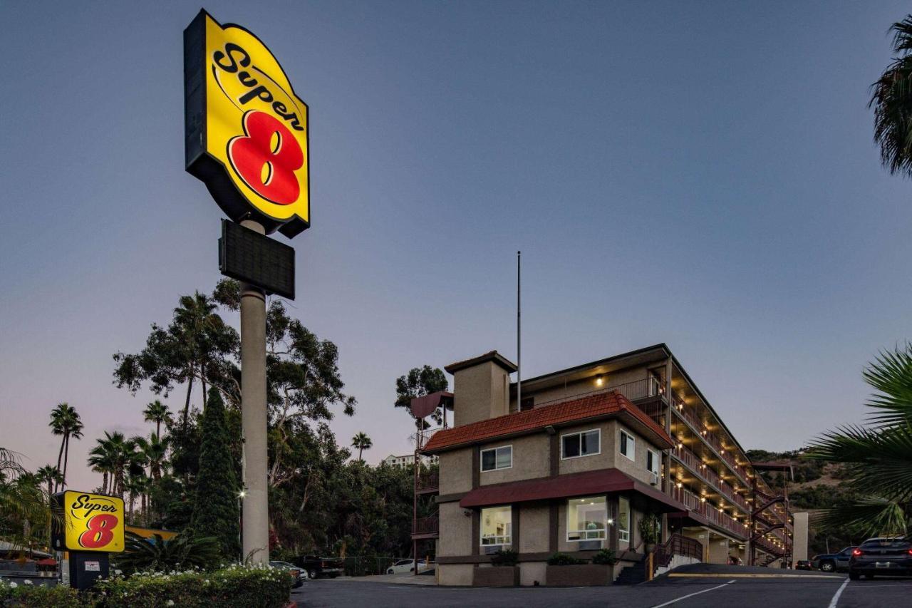 Super 8 By Wyndham San Diego Hotel Circle Luaran gambar