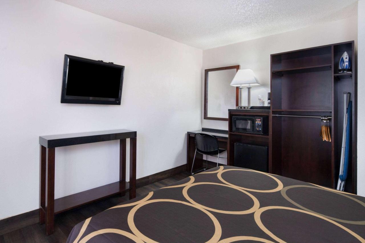 Super 8 By Wyndham San Diego Hotel Circle Luaran gambar