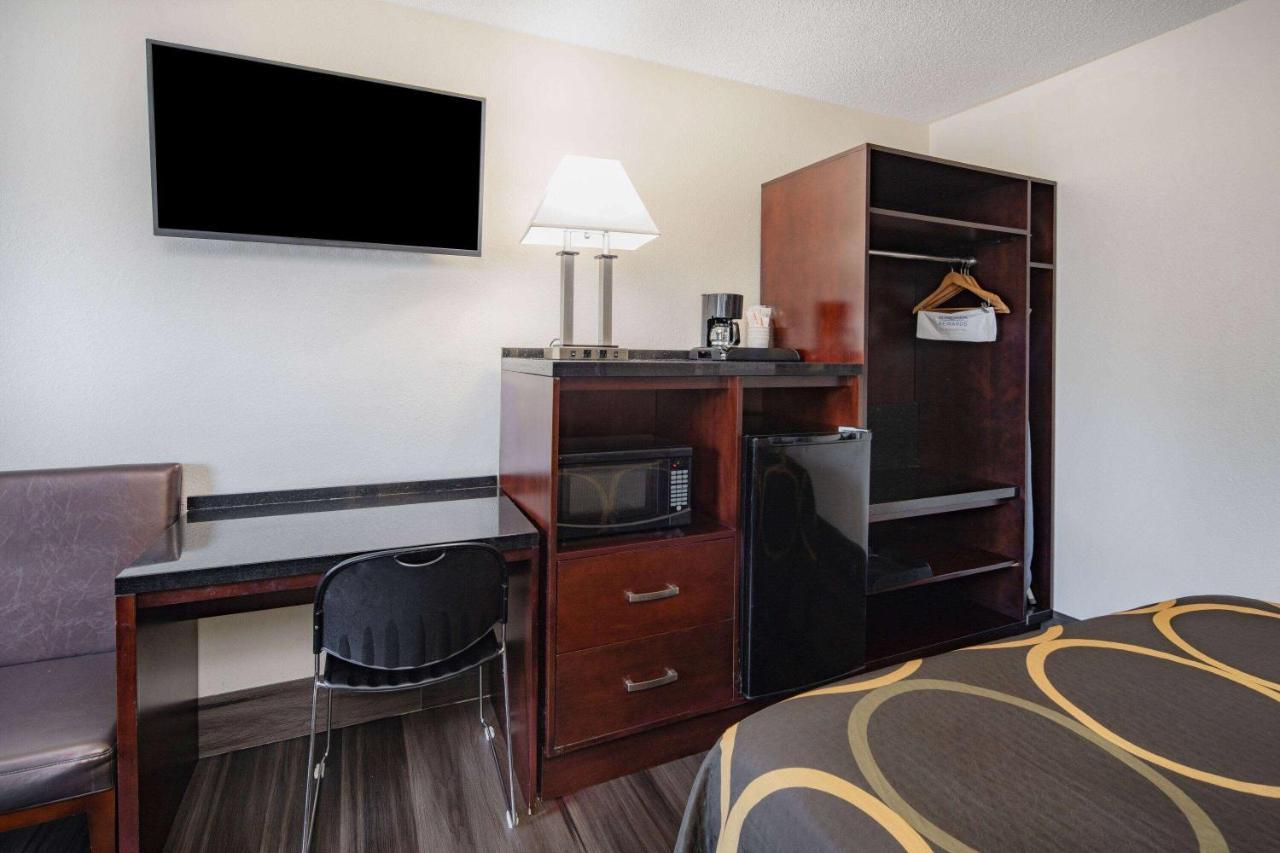 Super 8 By Wyndham San Diego Hotel Circle Luaran gambar