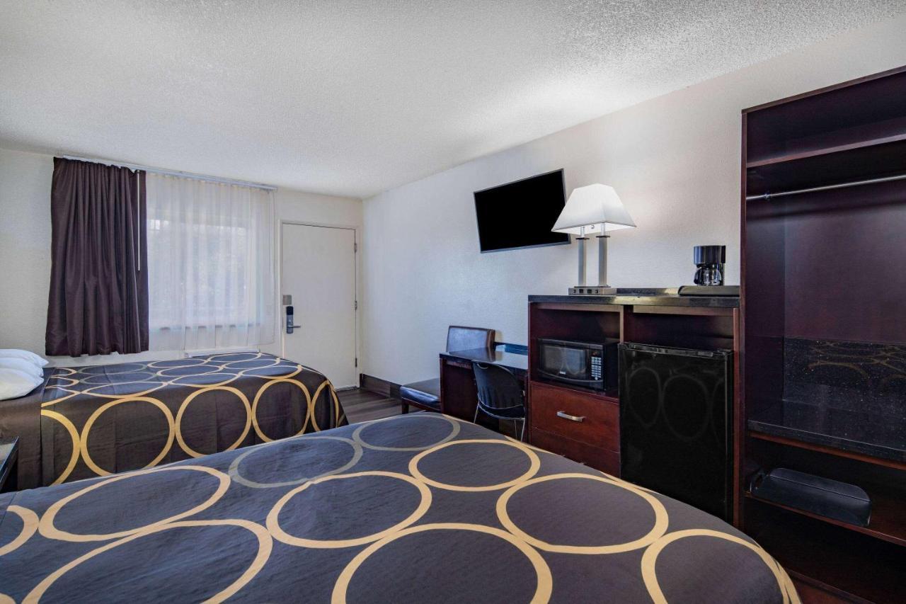 Super 8 By Wyndham San Diego Hotel Circle Luaran gambar