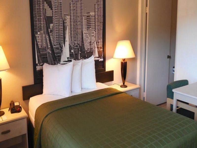 Super 8 By Wyndham San Diego Hotel Circle Luaran gambar